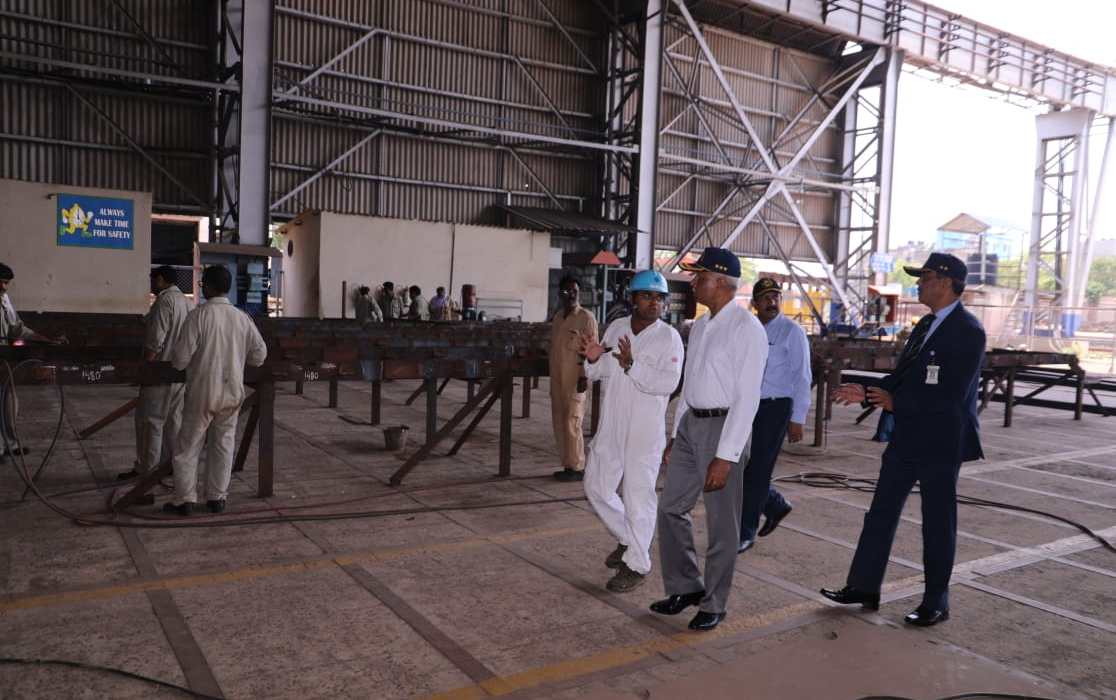 Commandant, NDC visits GRSE on 23 Apr 19