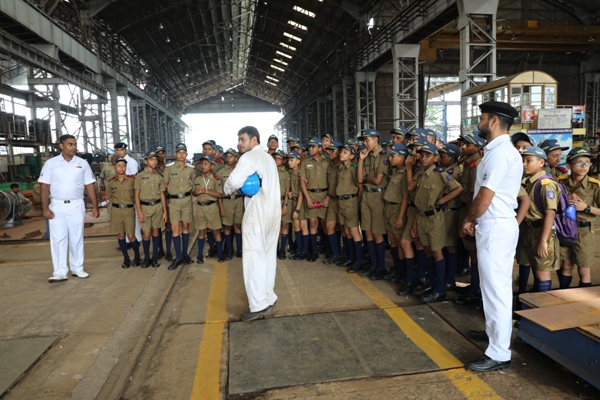 Cadets, Sainik School, Purulia, WB visits GRSE on 10 Jul 18Cadets, Sainik School, Purulia, WB visits GRSE on 10 Jul 18