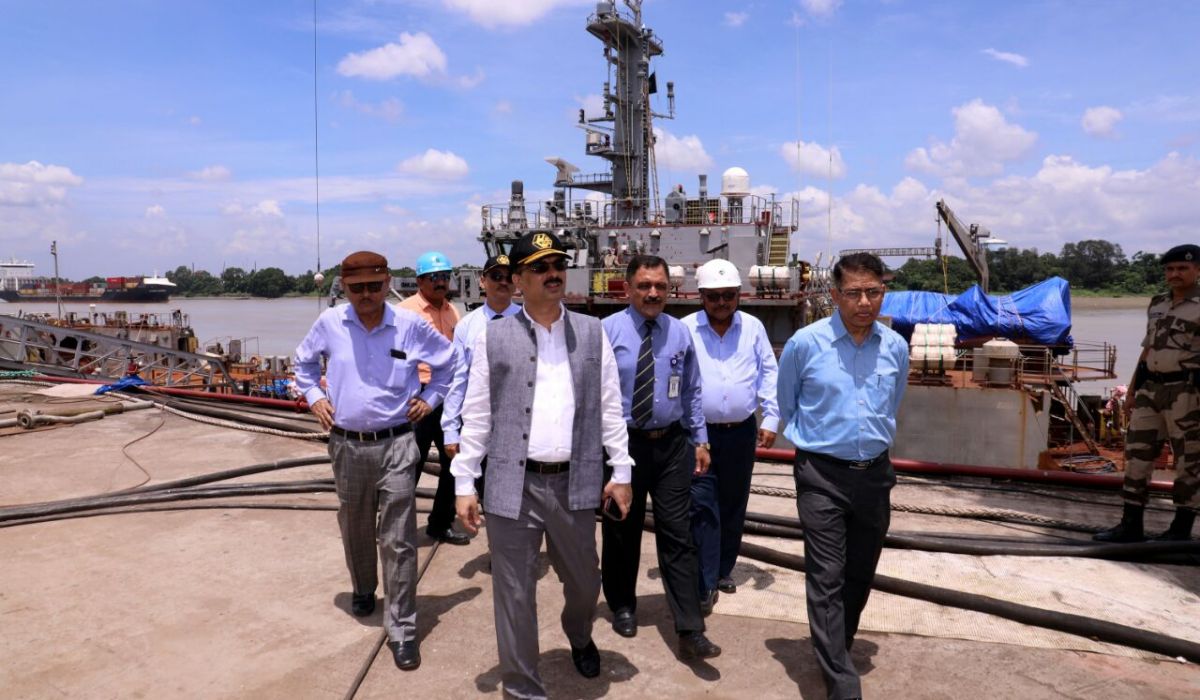 Shri Vinit Kumar, Chairman- Kolkata Port Trust, visits GRSE on 01 Sep 18
