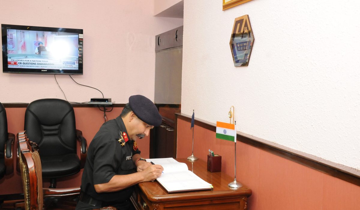 Brigadier S.Y. Deshmukh, CSO (Tech) / HQ ANC visits GRSE on 29 May 17