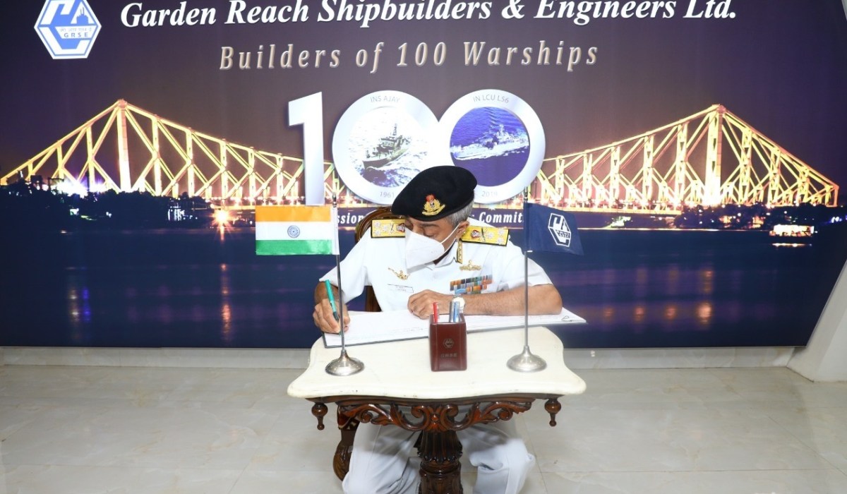 V Adm Vinay Badhwar, AVSM ,NM , Chief Hydrographer Visited GRSE on 22 Sep 21