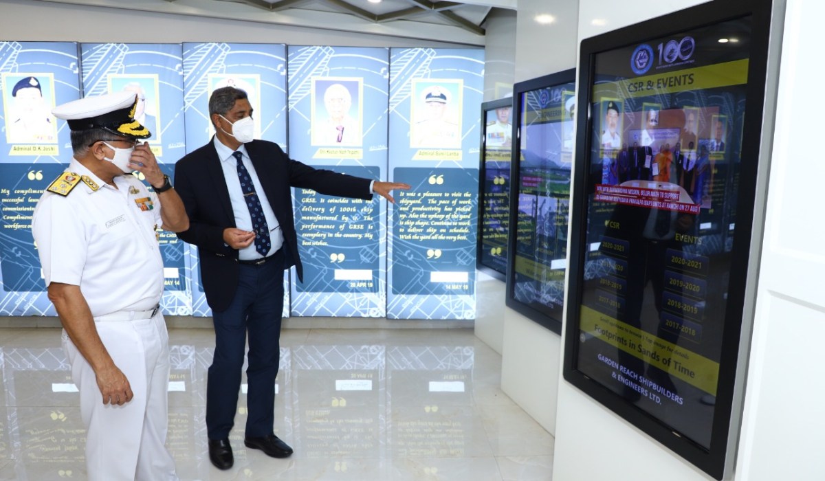 V Adm B Dasgupta, AVSM, YSM, VSM, Chief of Staff, HQENC Visited GRSE on 22 Sep 21