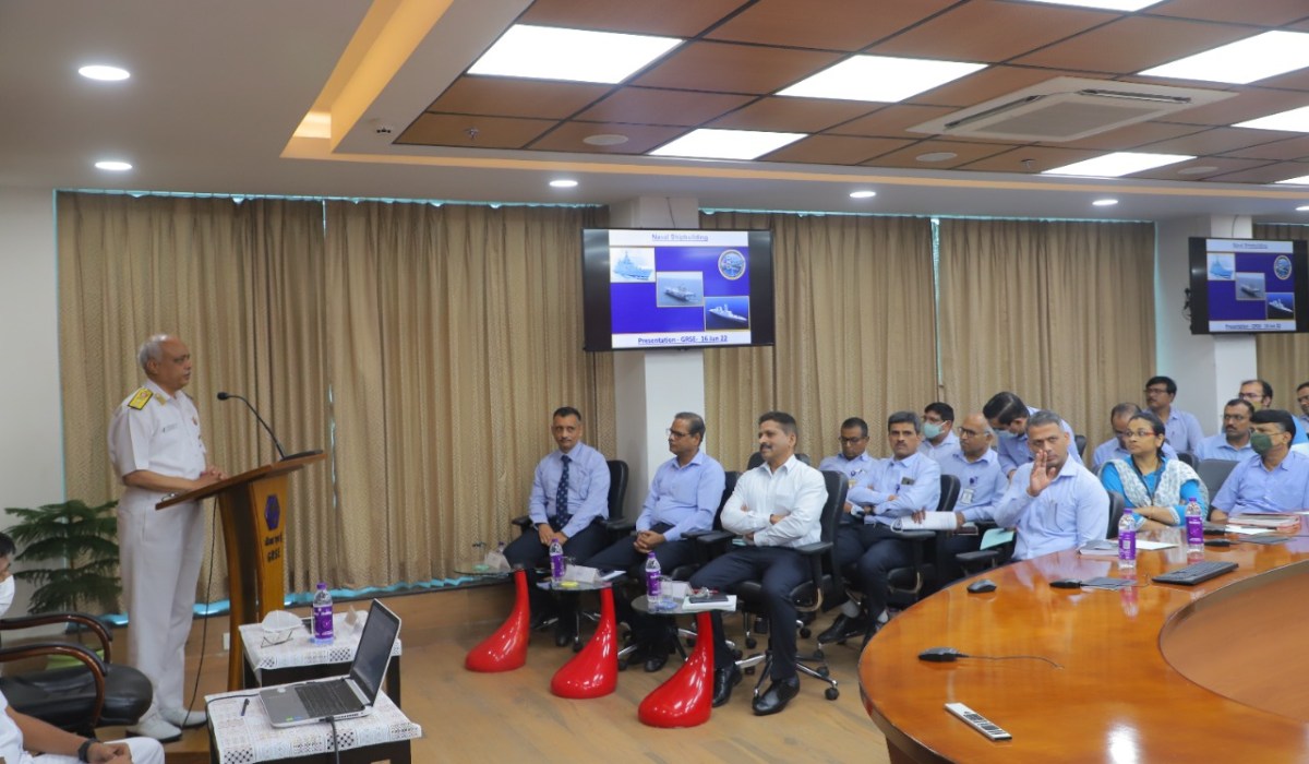 R Adm GK Harish, AVSM, VSM, DGND(SSG) visited GRSE