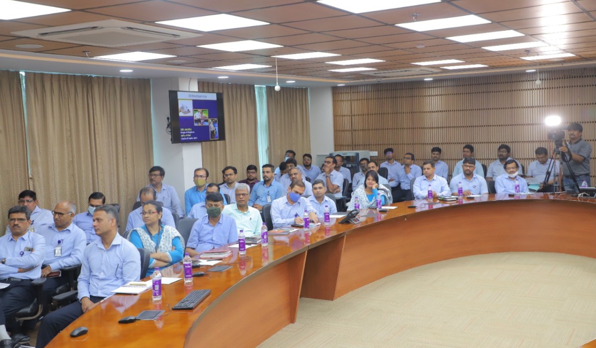 R Adm GK Harish, AVSM, VSM, DGND(SSG) visited GRSE