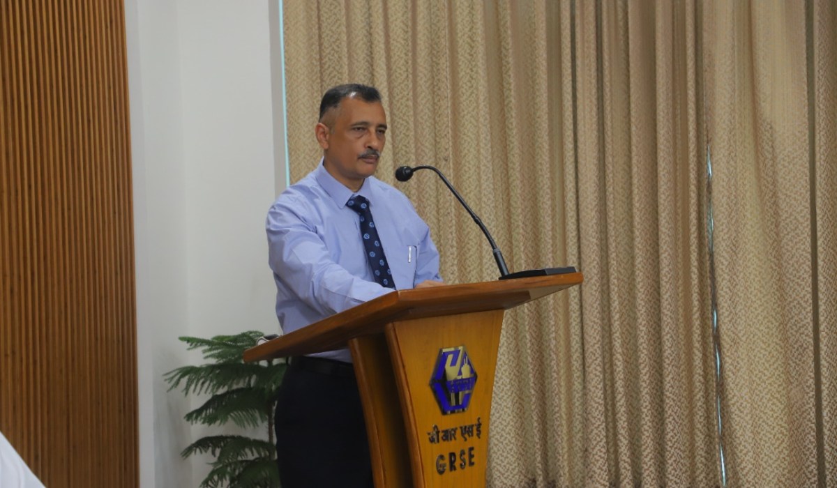 R Adm GK Harish, AVSM, VSM, DGND(SSG) visited GRSE