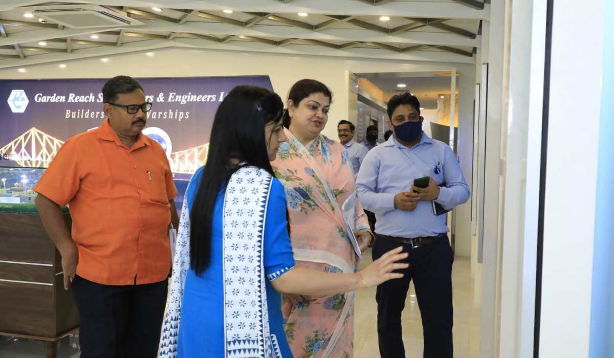 Newly Appointed Independent Directors Shri Sanjeeb Mohanty & Smt. Darshana Singh visited GRSE