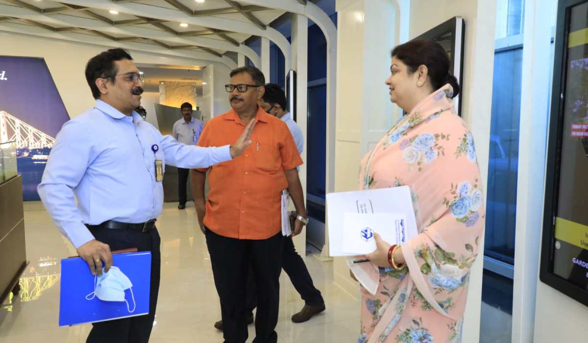 Newly Appointed Independent Directors Shri Sanjeeb Mohanty & Smt. Darshana Singh visited GRSE