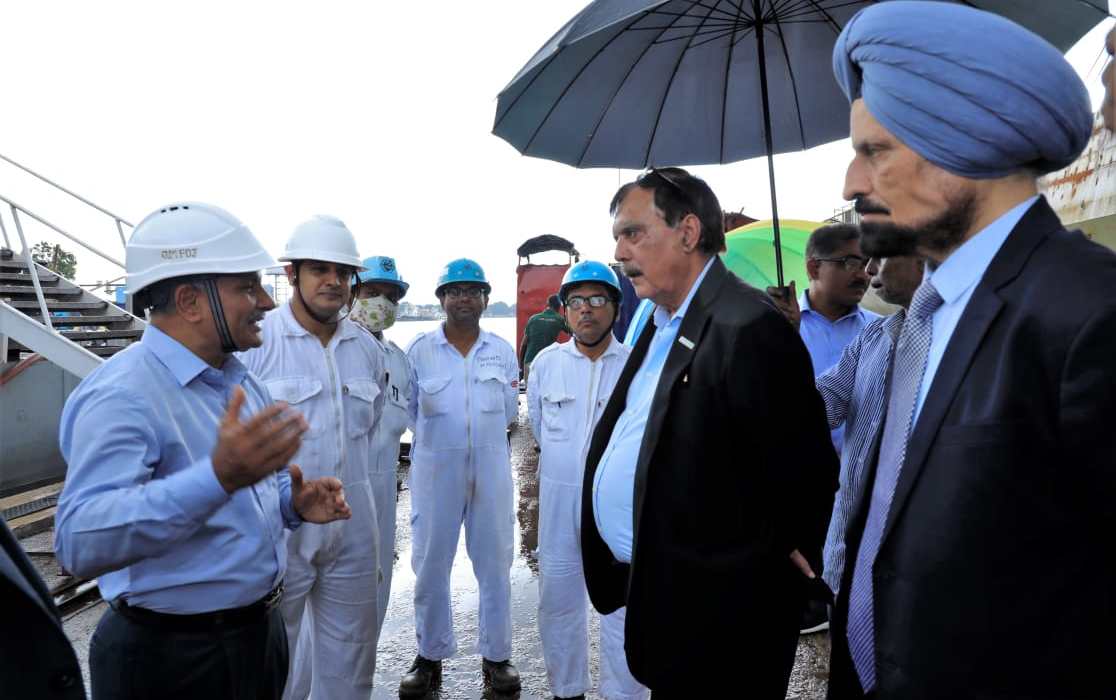Shri Arun Sharma, Executive Chairman, IRS visited GRSE