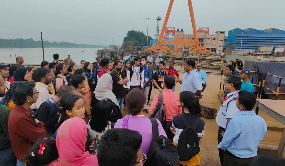 State level Winners participating in the National Science Seminar visited GRSE